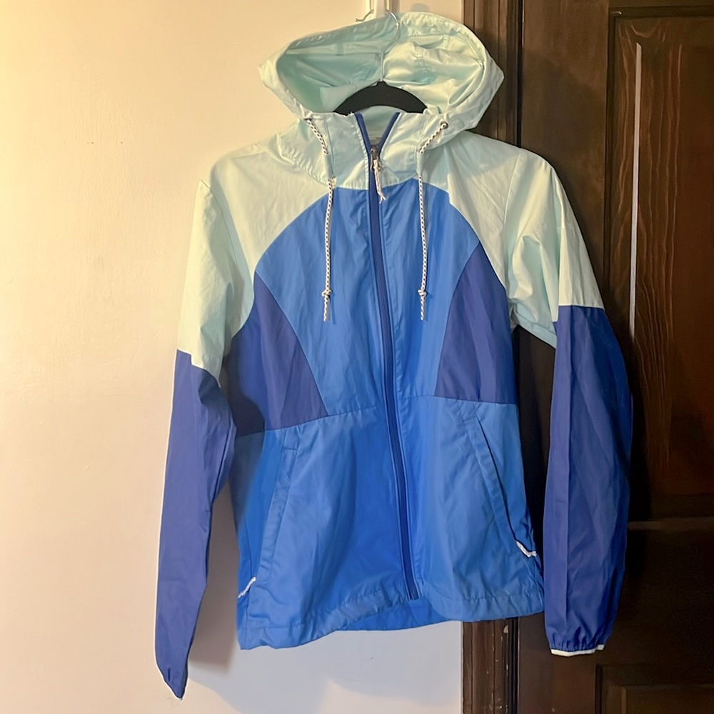 Women’s Columbia raincoat